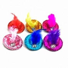 Заколка Шляпка Блестящая с пером 